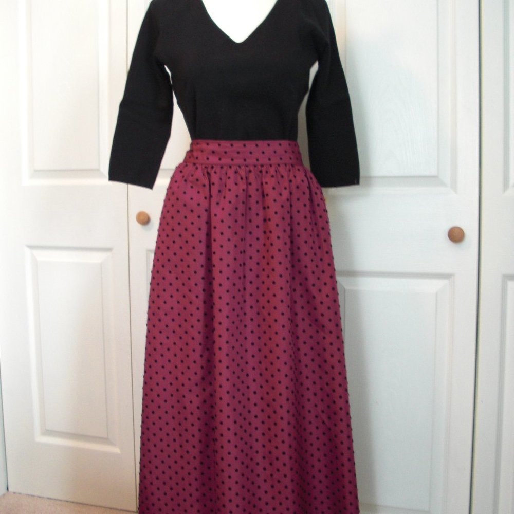 Fancy Fuchsia & Black Velvet Dot Skirt!